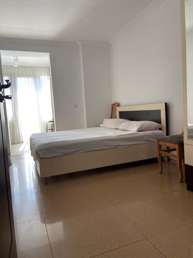 Gulnasi'S Guesthouse Batumi Eksteriør bilde